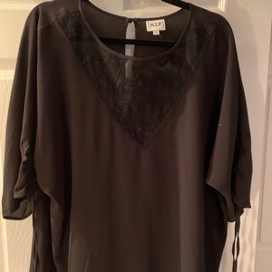 H.I.P lace V-neck long sleeve blouse